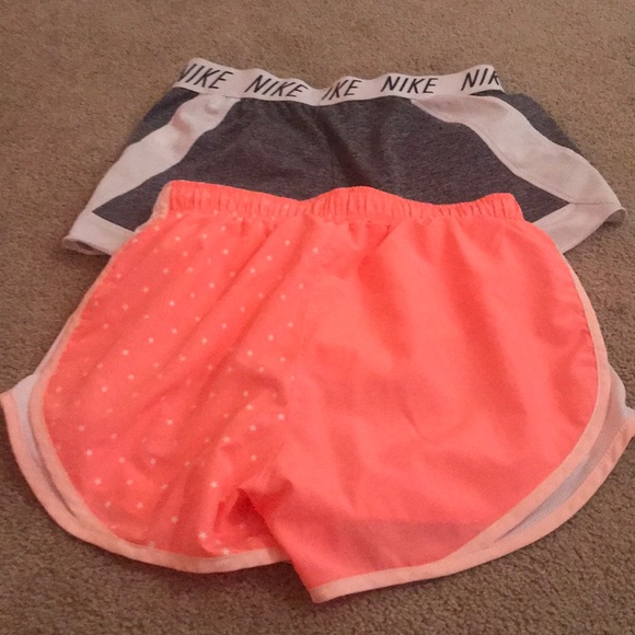 Both Size Small Nike shorts - Picture 4 of 4